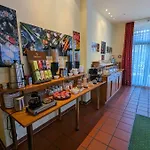 Acron Hotel 3*