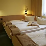 Acron Hotel