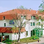 Acron Hotel