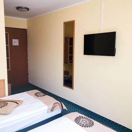 Acron Hotel