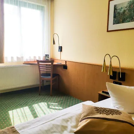 Acron Hotel 3*