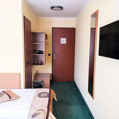 Hotel Acron 3*