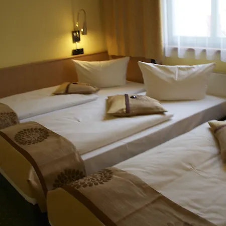 Hotell Acron 3*