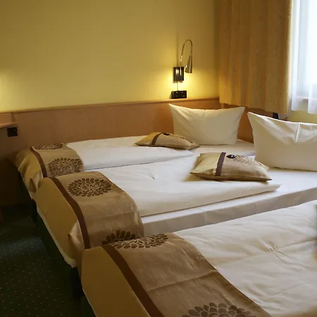 Acron Hotell
