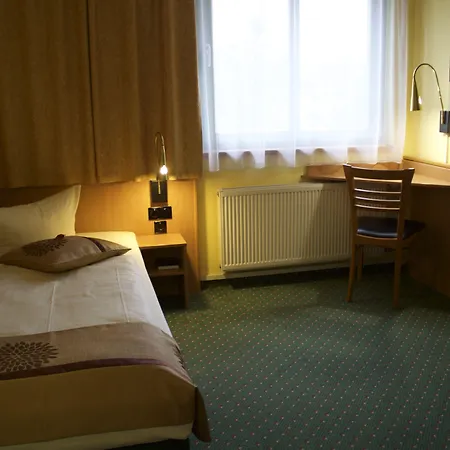 Hotel Acron 3*