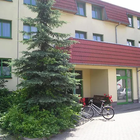 Acron Hotel 3*
