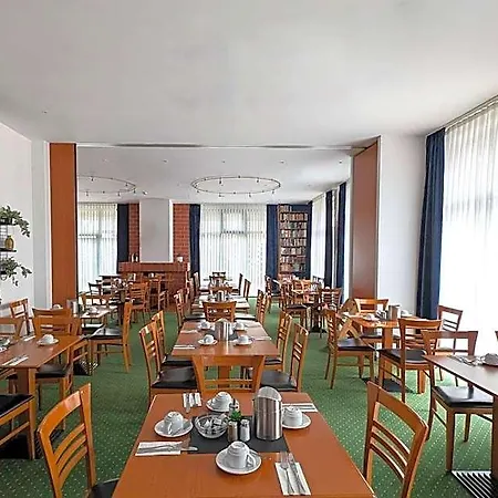 Hotel Acron 3*