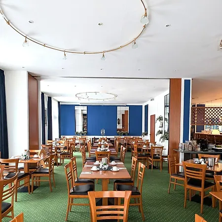 Hotel Acron 3*