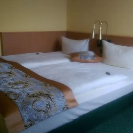 Hotel Acron 3*