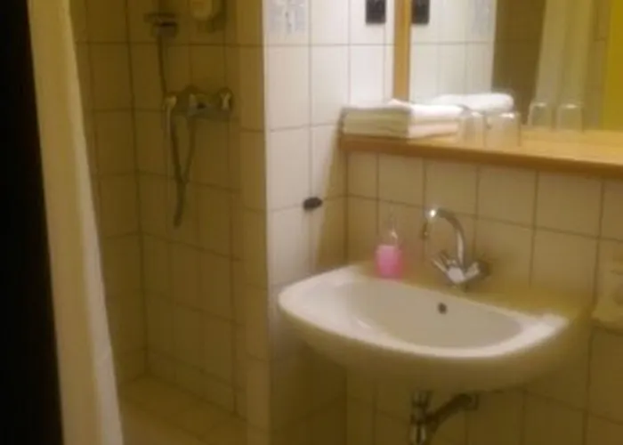 威滕伯格acron酒店 3* Wittenberg