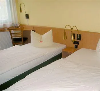 Hotell Acron 3*